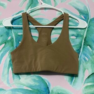 girlfriend collective Float Lola Bra in Beachwood, size Small